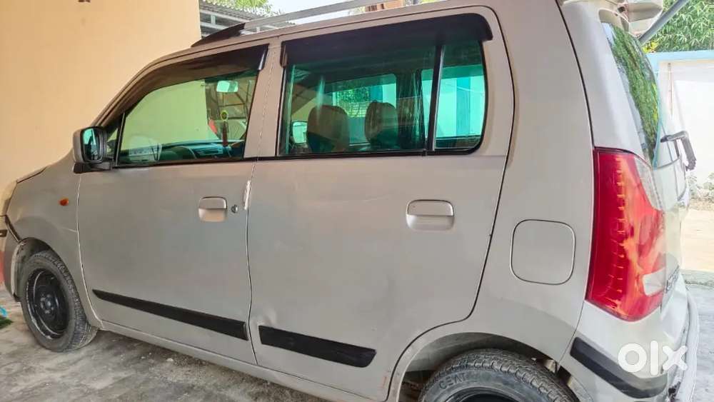Maruti Suzuki Wagon R 2015 Petrol 60000 Km Driven. No Aney Problem