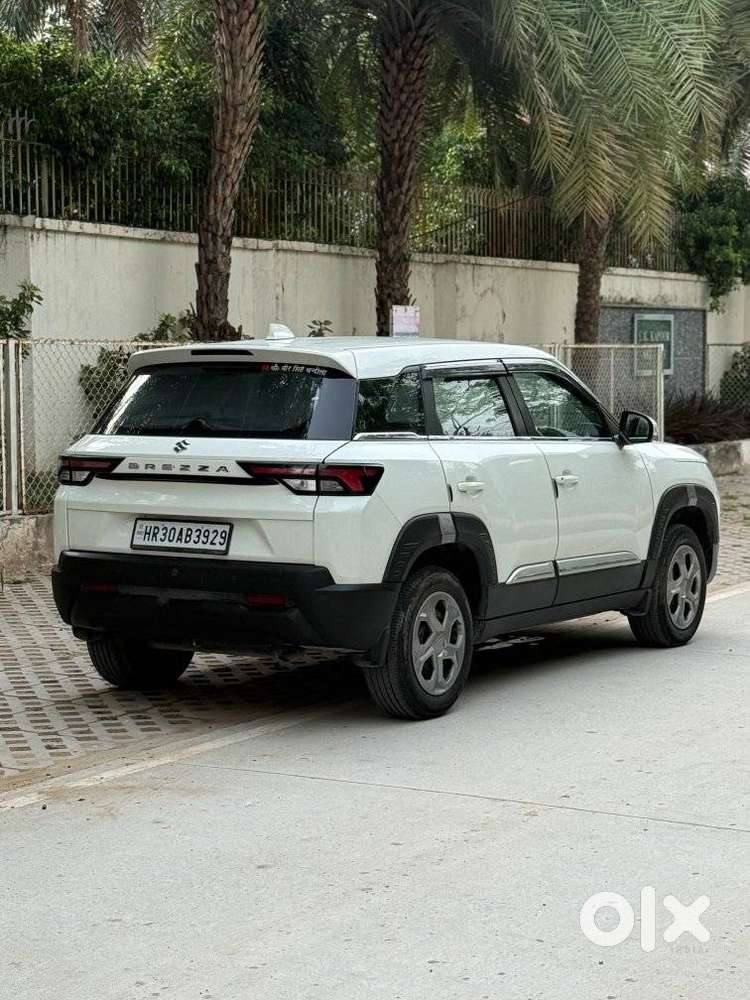 Maruti Suzuki Brezza 1.5 Vxi Cng, 2024, Petrol