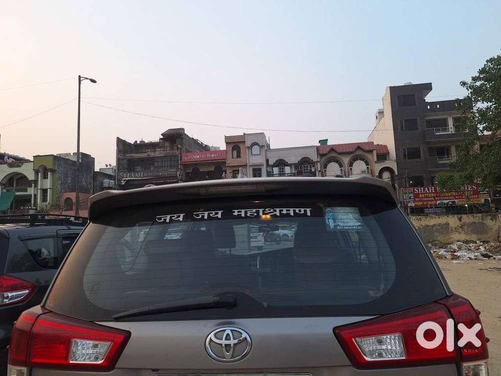 Toyota Innova Crysta 2.8 Zx At, 2016, Diesel