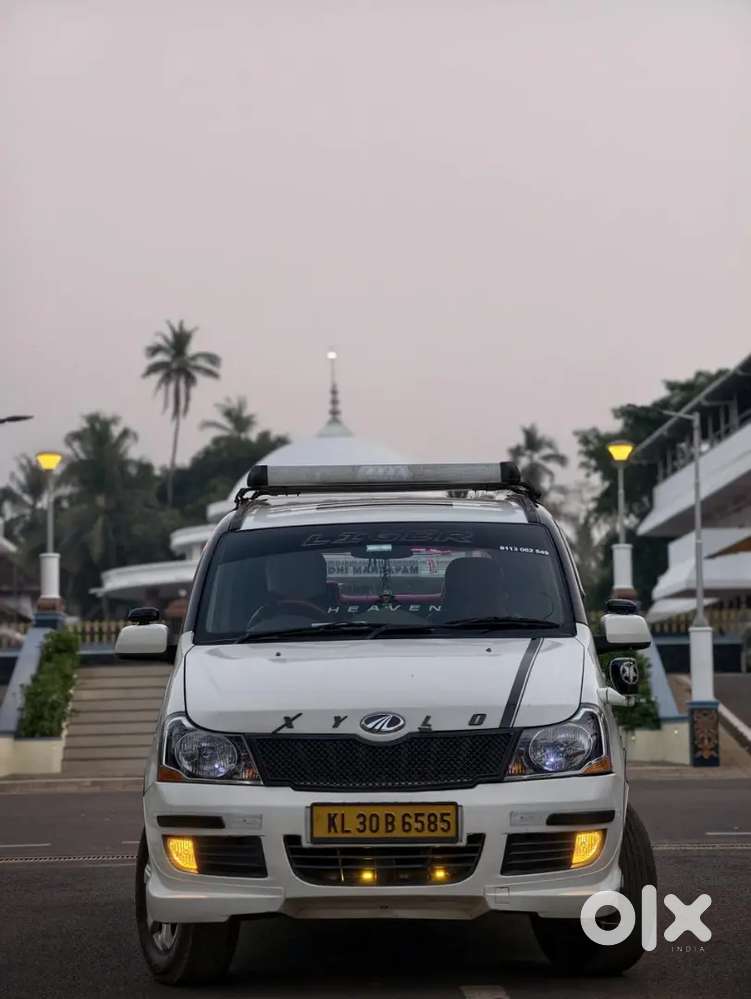 Mahindra Xylo 2012