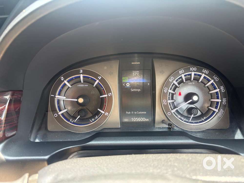 Toyota Innova Crysta 2.4 V, 2017, Diesel