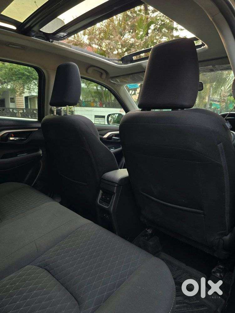 Maruti Suzuki Grand Vitara 1.5 Zeta Plus Intelligent Hybrid Ecvt, 20..