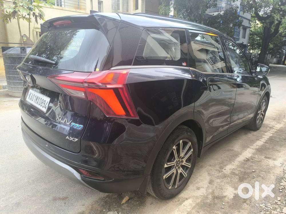 Mahindra Xuv700 2.0 Ax 7 Petrol At Str, 2022, Petrol
