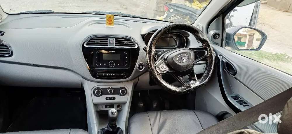 Tata Tigor 2022 Petrol 80210 Km Driven