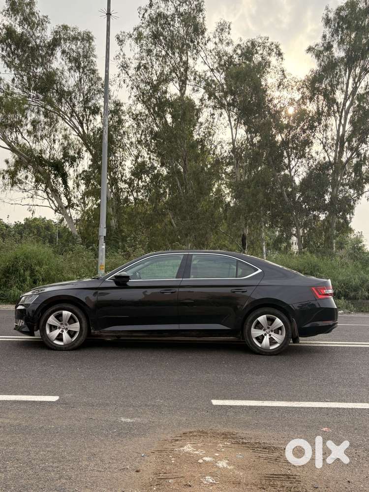 Skoda Superb [ ] 1.8 Style Tsi, 2019, Petrol