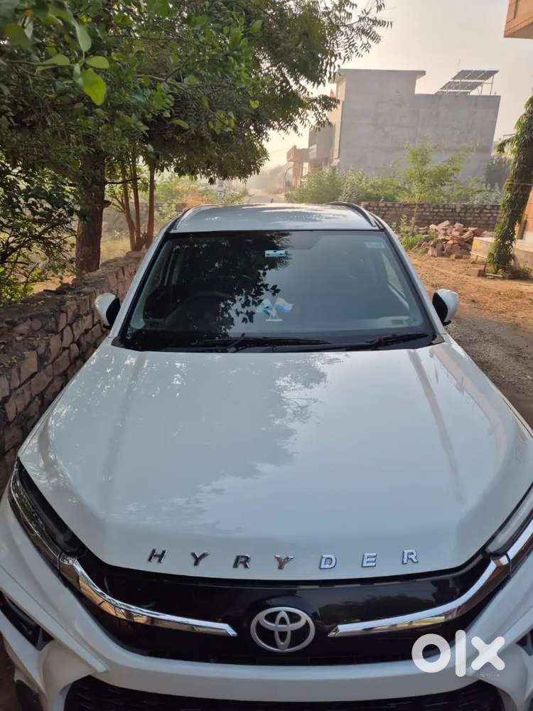 Toyota Urban Cruiser Hyryder 2025 Cng & Hybrids Well Maintained