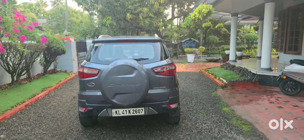 Ford Ecosport 2015 Petrol 81000 Km Driven