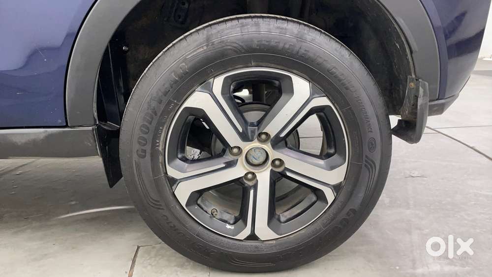Tata Nexon Xz Plus Luxs, 2023, Petrol