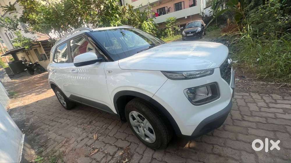2020 Hyundai Venue (manual) – Direct Sale By Owner
