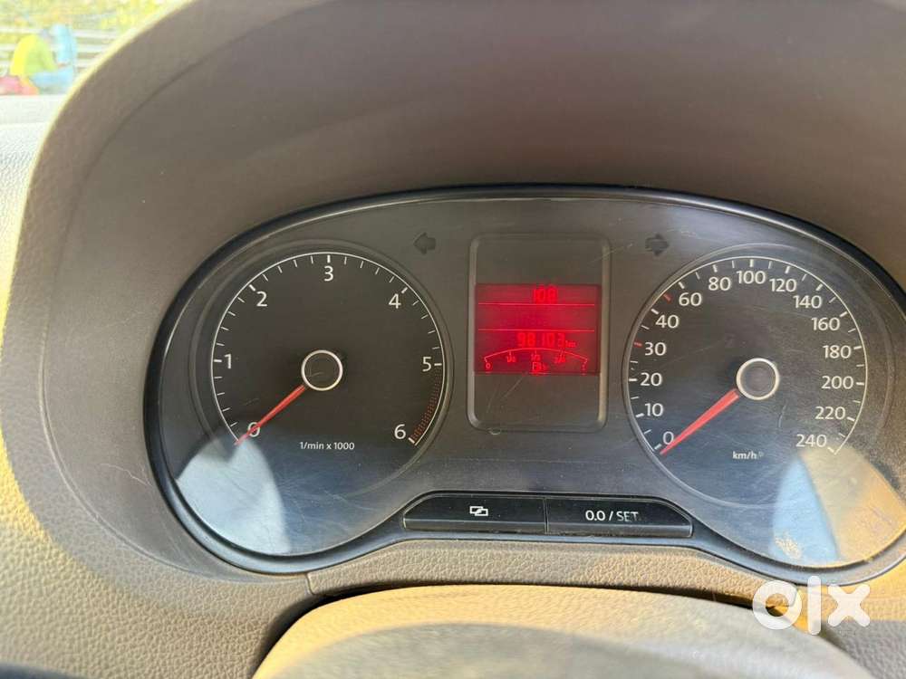 Volkswagen Vento 2010-2013 Diesel Highline, 2013