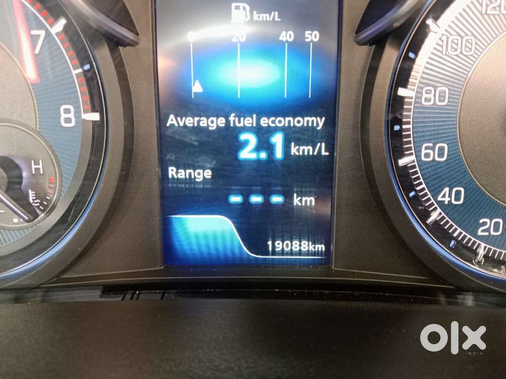 Maruti Suzuki Xl6 1.5 Zeta Mt, 2022, Petrol