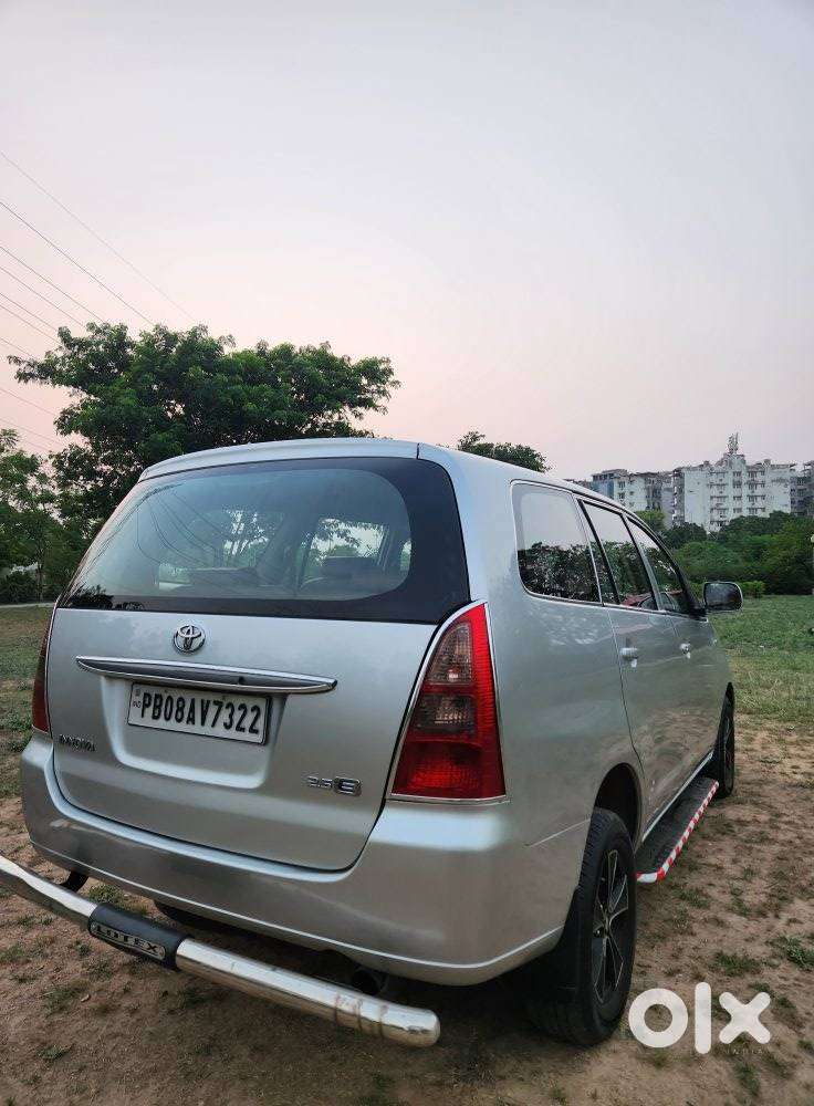 Toyota Innova 2.5 Ev (diesel) Ms 8 Seater Bs Iv, 2006, Diesel