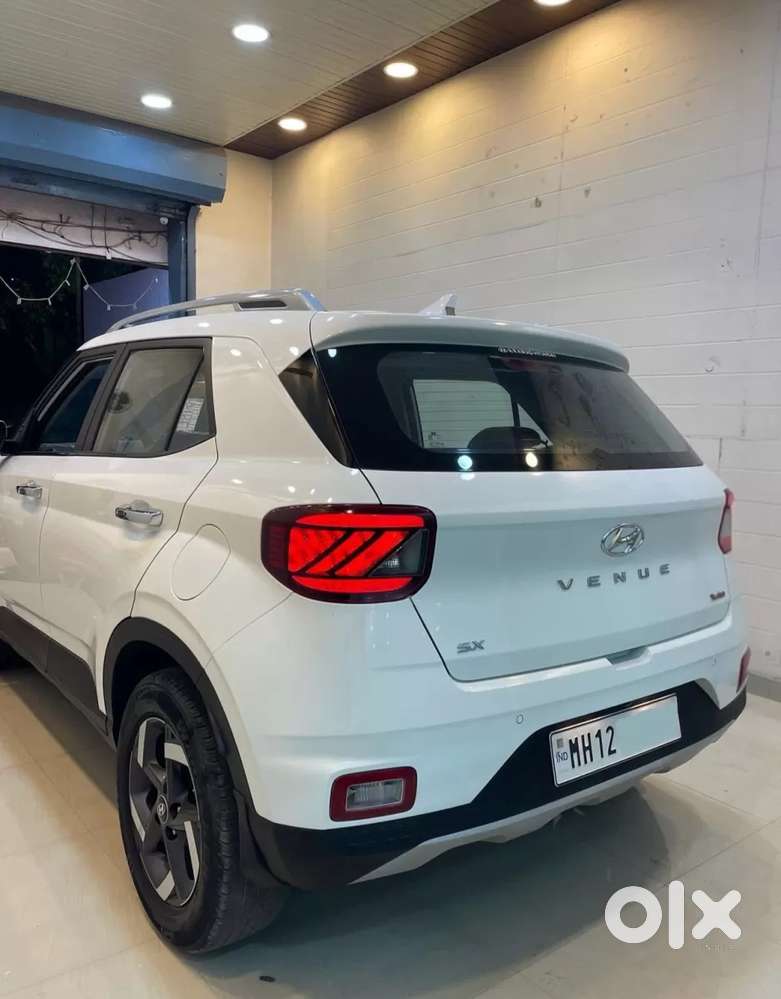 Hyundai Venue 1.0 Sx (o) Turbo Dct, 2021, Petrol