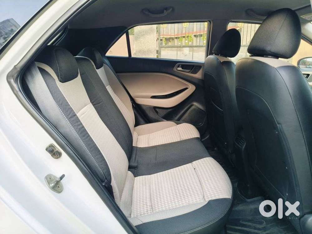 Maruti Suzuki Ertiga Vxi Shvs, 2017, Petrol
