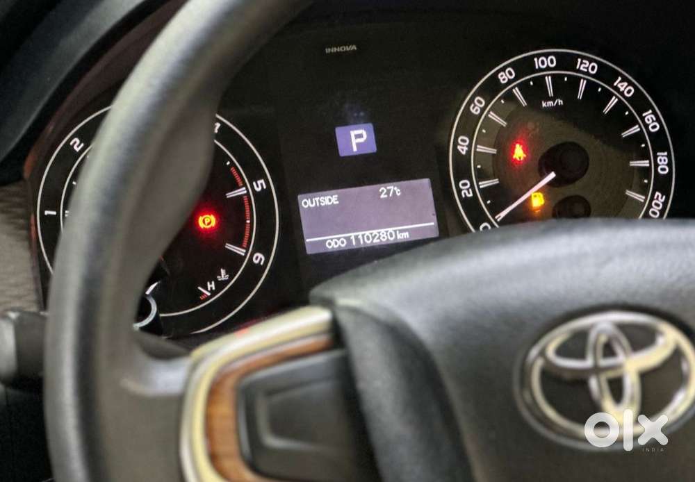 Toyota Innova Crysta 2.8 Gx At, 2016, Diesel