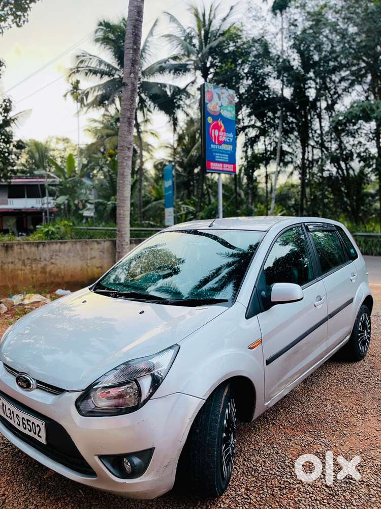Ford Figo Petrol Manual 2011