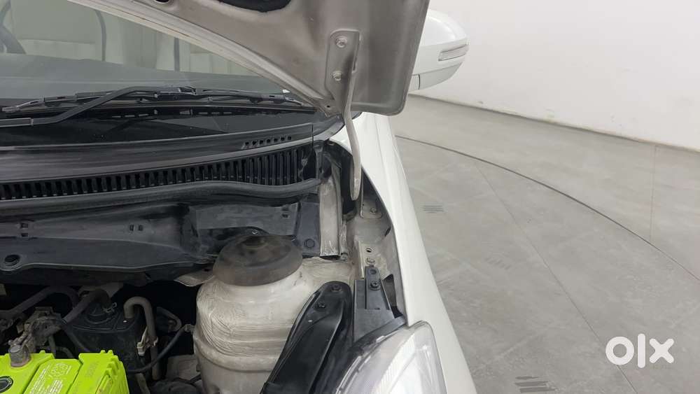 Maruti Suzuki Swift Dzire 1.3 Vxi, 2013, Petrol