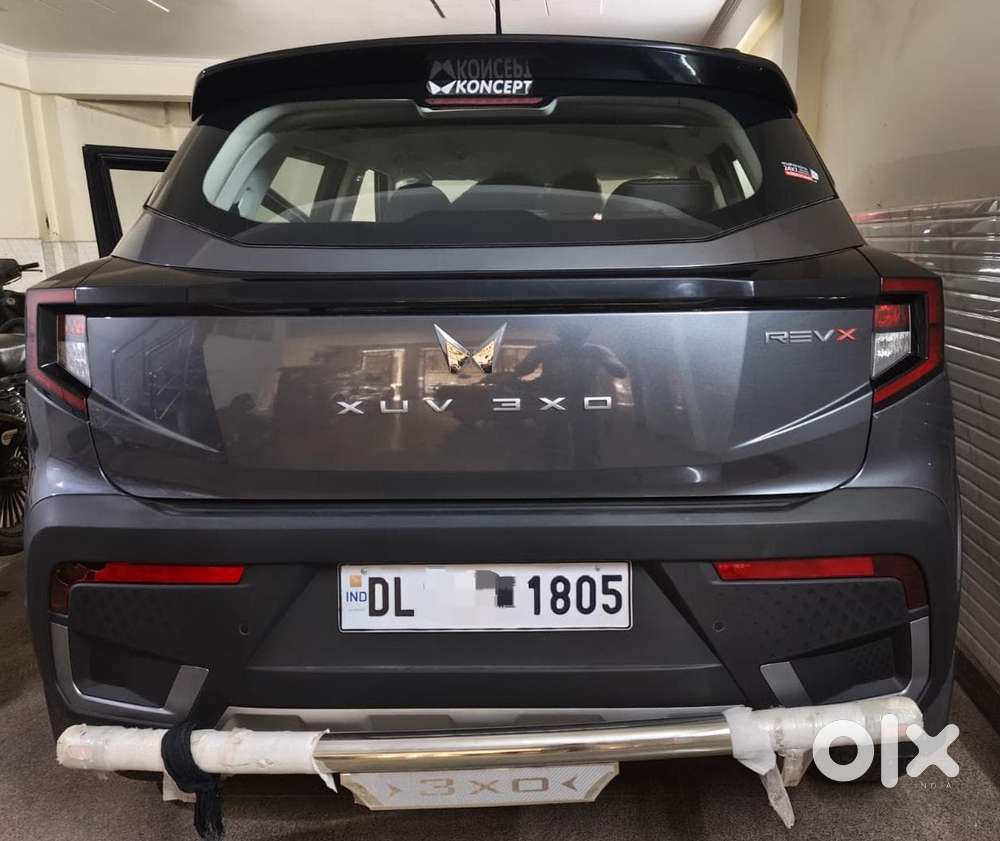 Mahindra Xuv 3xo Mx3, 2025, Petrol
