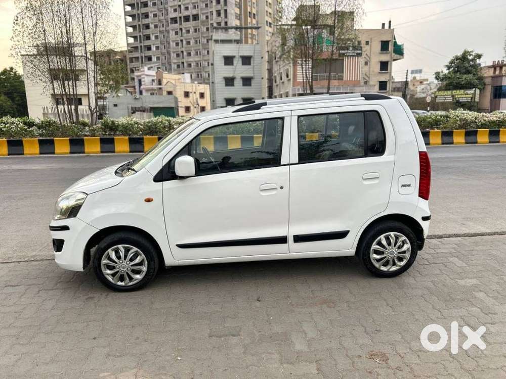 Maruti Suzuki Wagon R 1.0 Vxi (o), 2015, Petrol