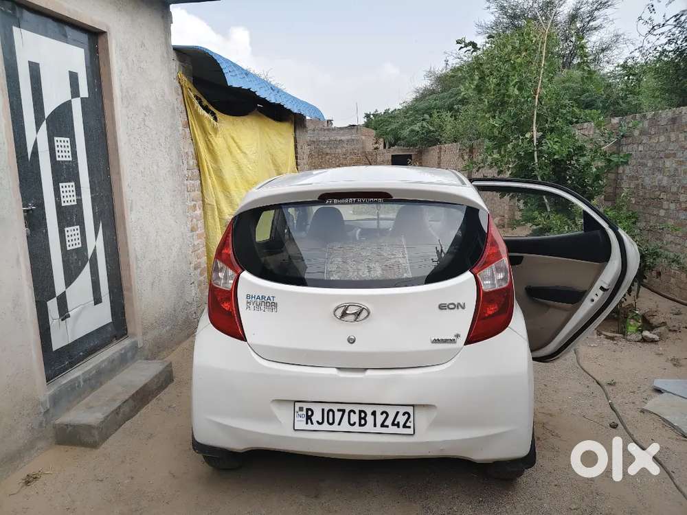Hyundai Eon Magna+ 2012 Petrol Manual