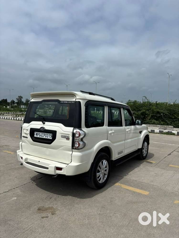 Mahindra Scorpio S6 Plus, 2015, Diesel