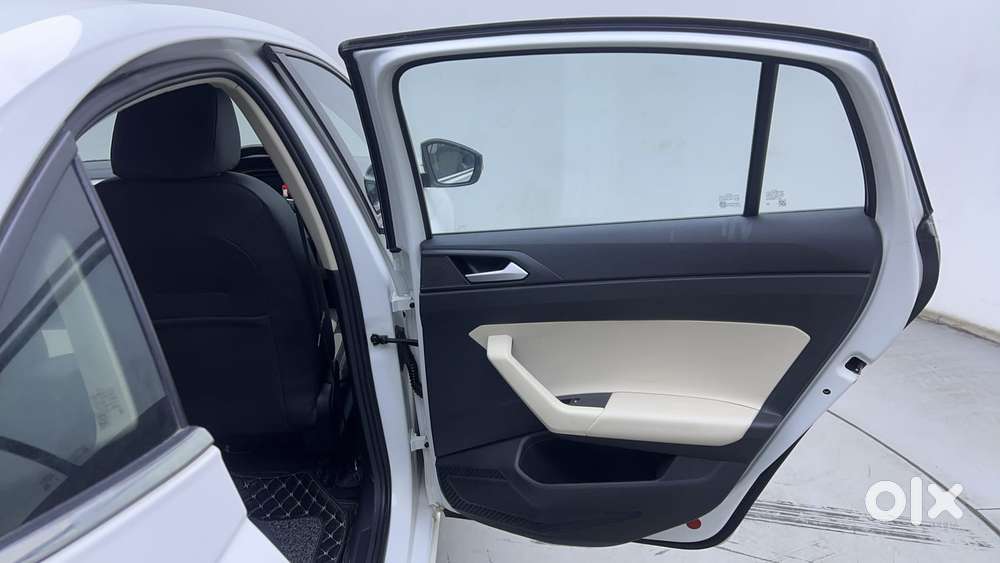 Volkswagen Virtus 1.0 Topline Tsi At, 2022, Petrol