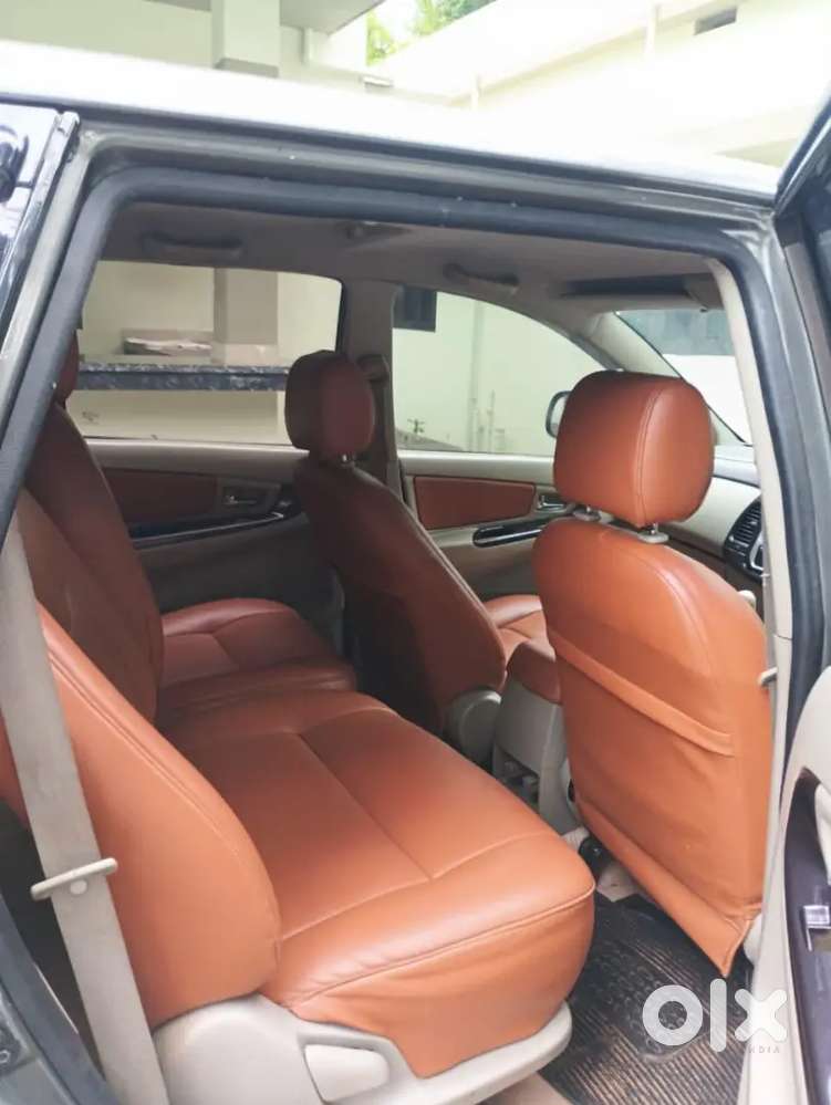 Toyota Innova Diesel 2011 2nd Owner