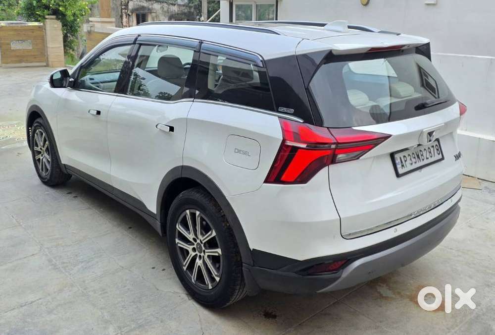 Mahindra Xuv700 2.2 Ax 7 Diesel At Luxury Pack Str, 2022, Diesel