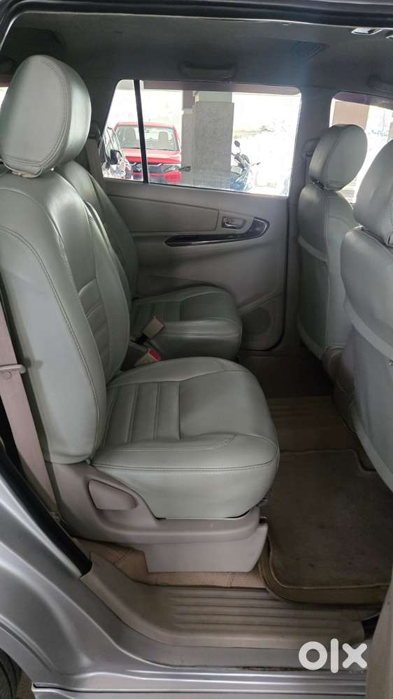 Toyota Innova 2.5 V 7 Str, 2014, Diesel