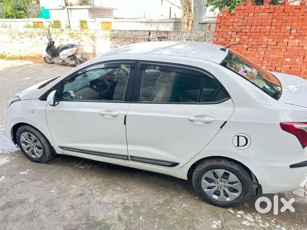 Hyundai Xcent 2018 Diesel 130000 Km Driven