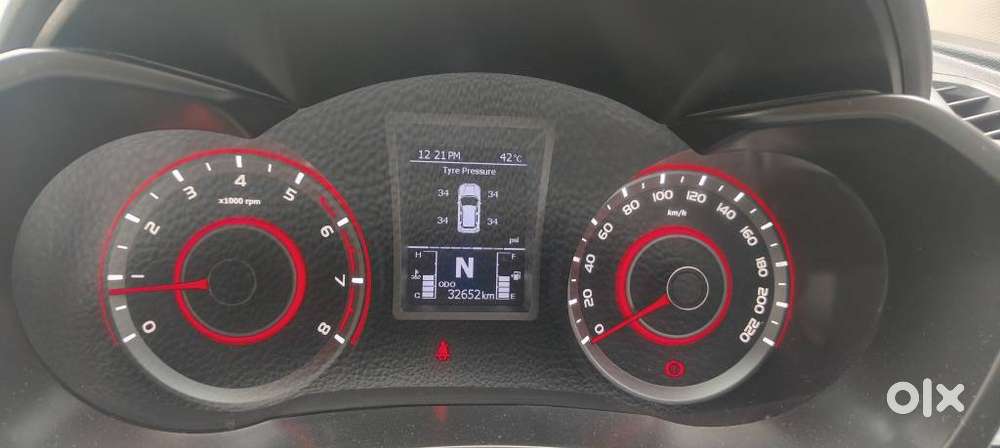 Mahindra Xuv300 W8 Option, 2023, Petrol