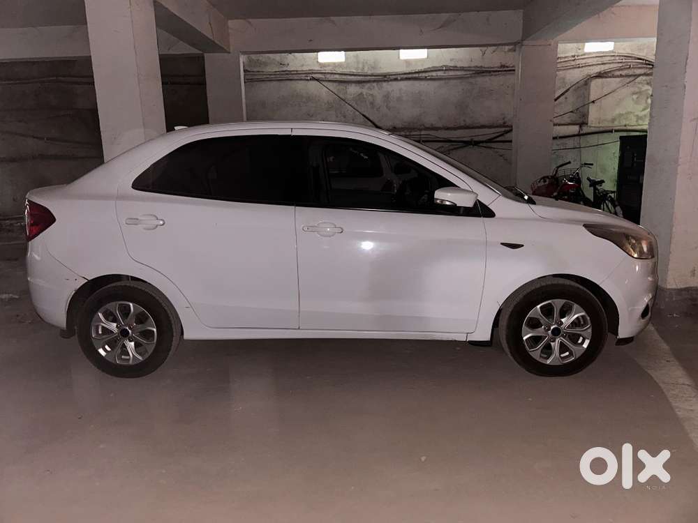 Ford Figo Aspire 2016 Petrol Version