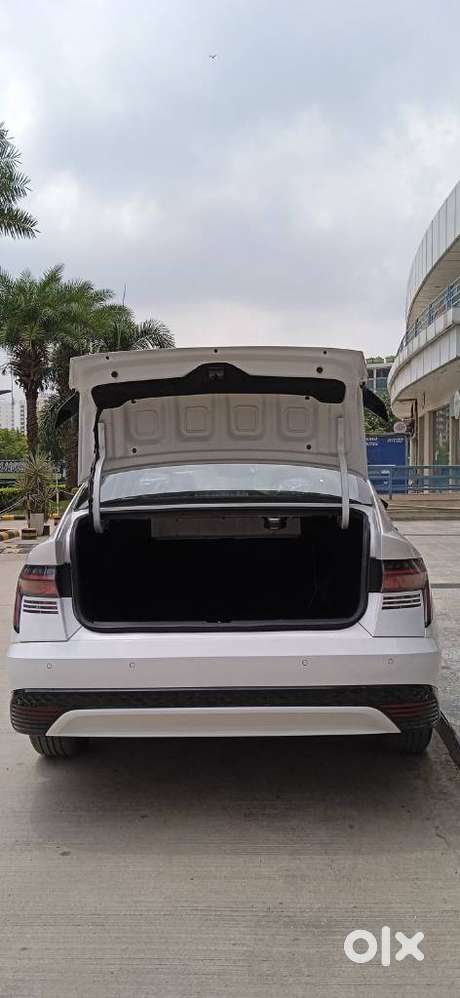 Hyundai Verna 1.5 Sx (o) Turbo Petrol Dct Dual Tone, 2025, Petrol
