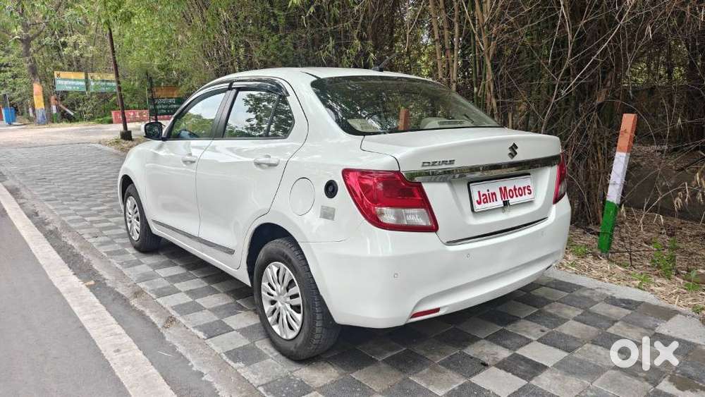 Maruti Suzuki Dzire 1.2 Vxi Cng, 2024, Cng & Hybrids