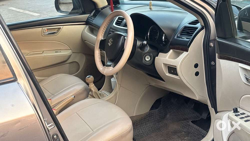 Maruti Suzuki Dzire 1.2 Vxi, 2013, Petrol