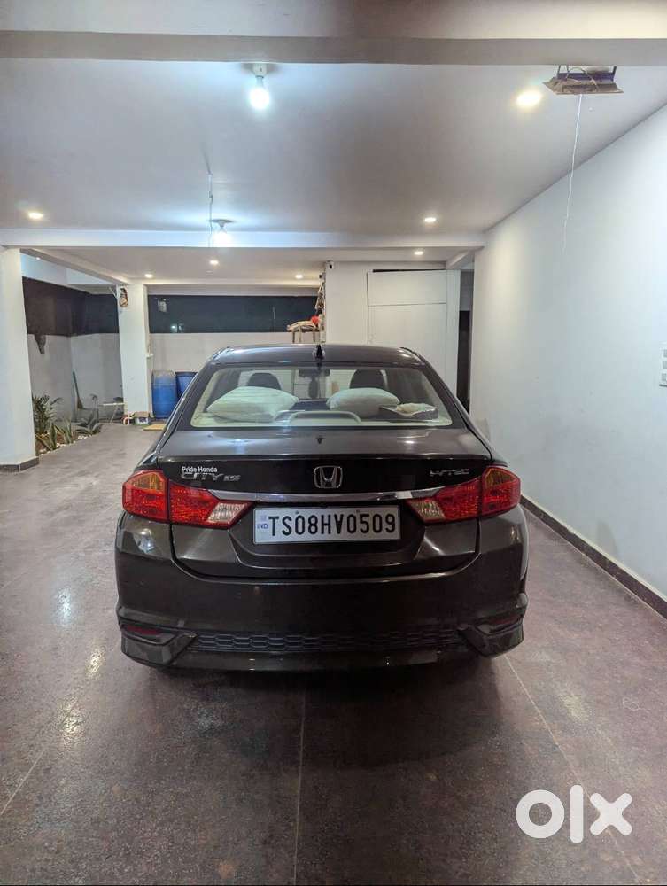 Doctor Driven Honda City 1.5 V I-vtec Manual - 17000km