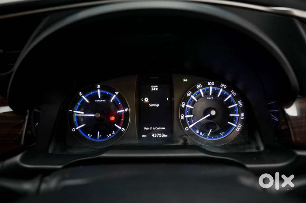 Toyota Innova Crysta 2.4 V 7 Str, 2019, Diesel