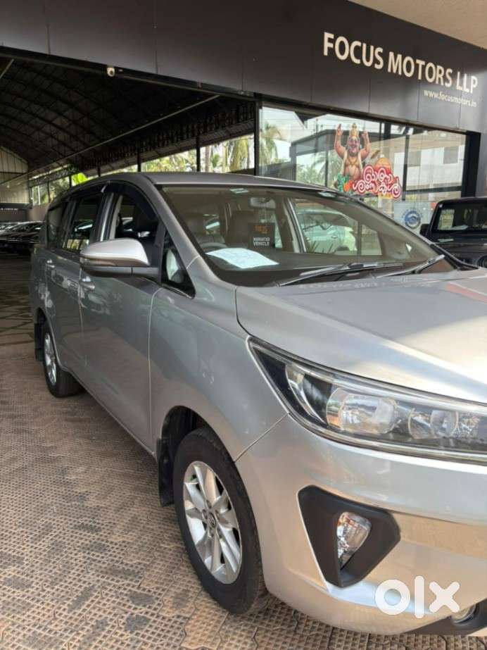 Toyota Innova Crysta 2.4 G Mt, 2017, Diesel