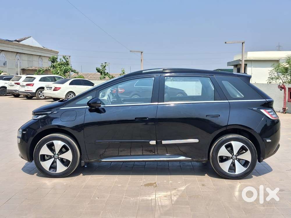 Mg Windsor Ev Essence, 2024, Electric