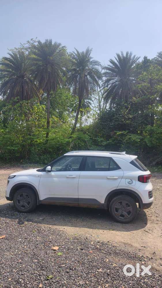 Bank Auction Hyundai Venue For Sale Dec 2025 Model