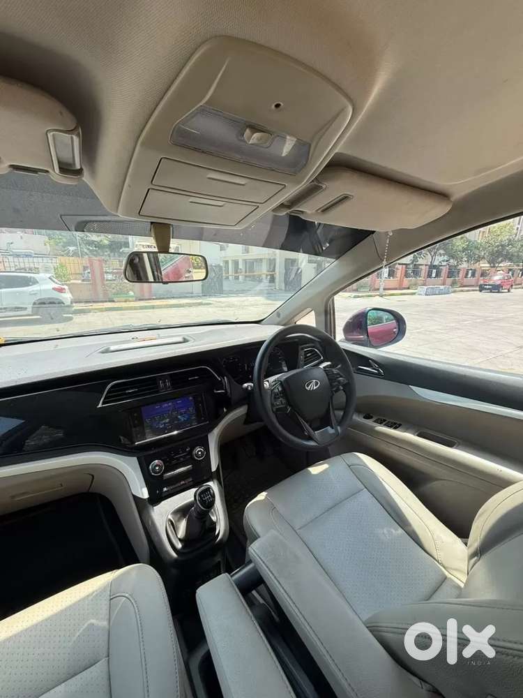 Mahindra Marazzo M8, 2019, Diesel