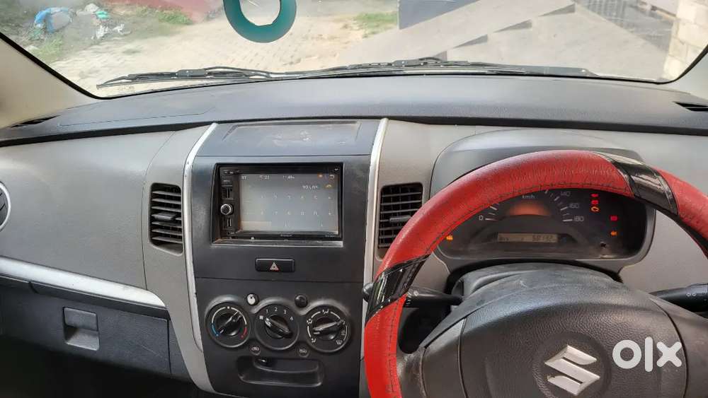 Maruti Suzuki Wagon R December 2011 Company Fitted Cng