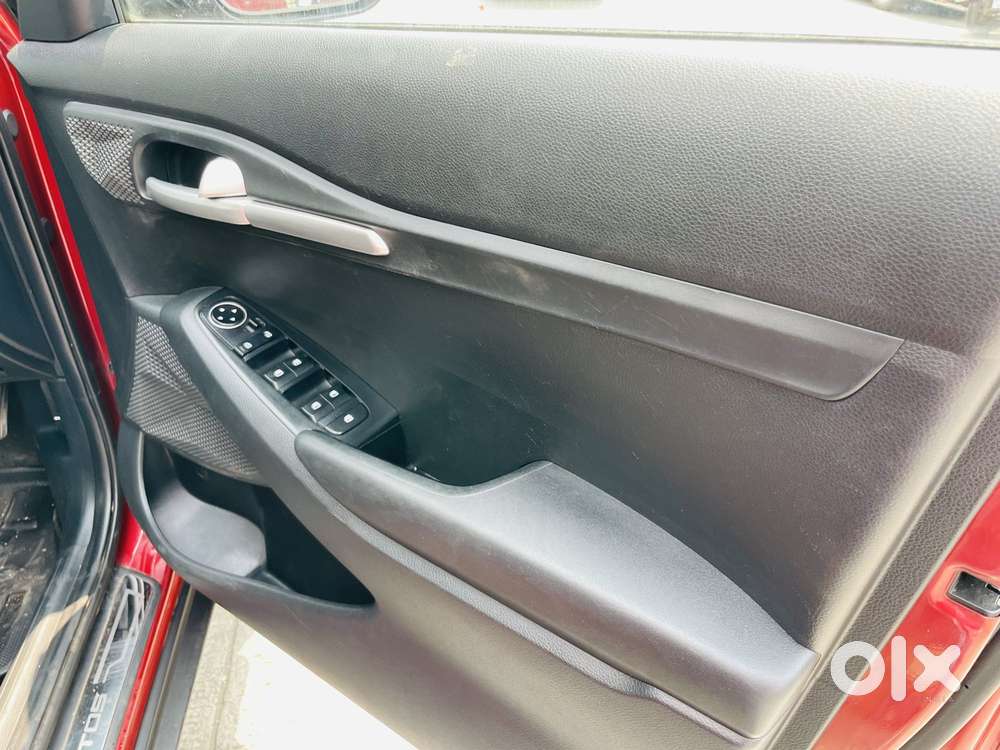 Kia Seltos Htk G, 2022, Petrol