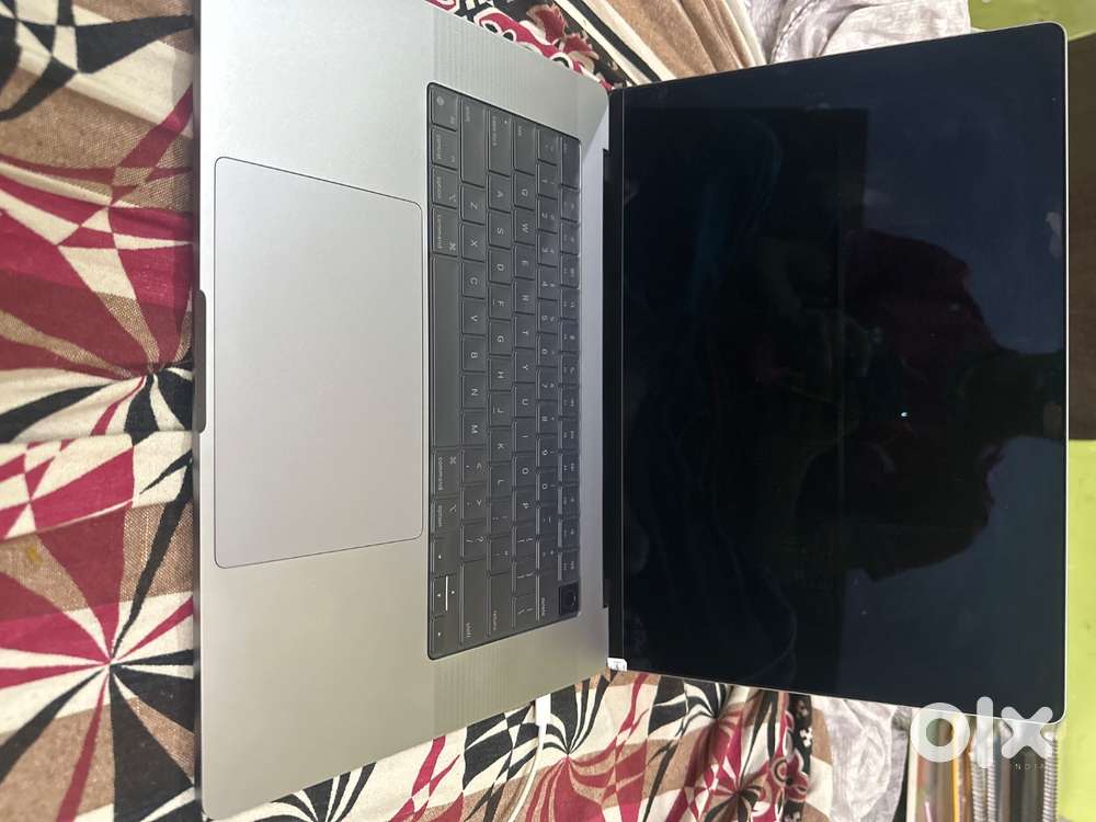 Apple MacBook Pro M1 Pro chip , 16.2 inch
