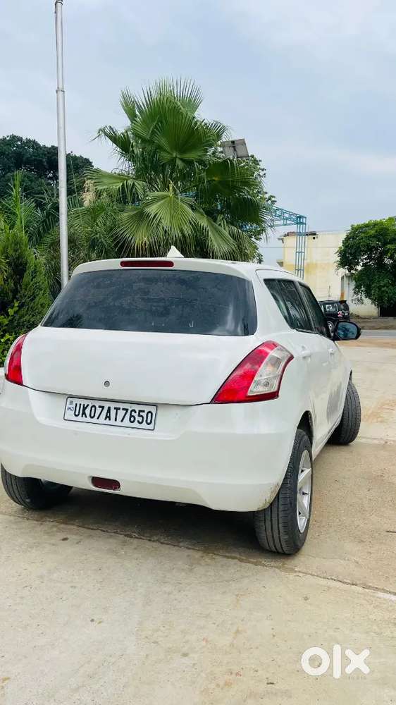 Maruti Suzuki Swift Vxi 2012