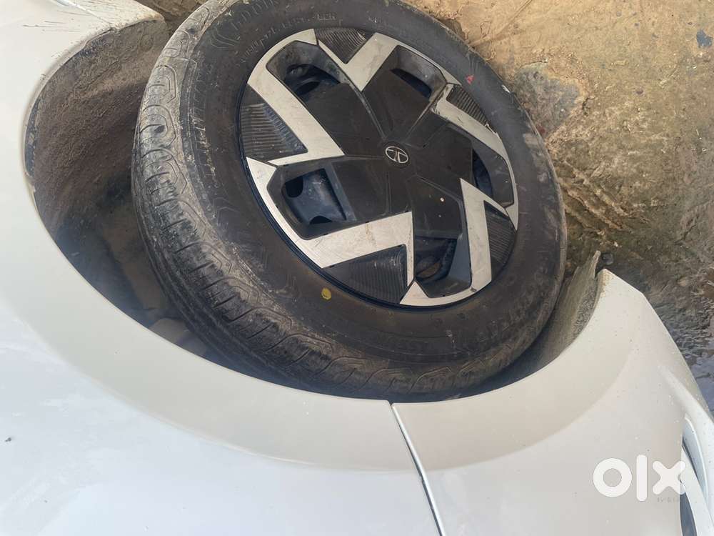 Tata Tiago Xm 2025