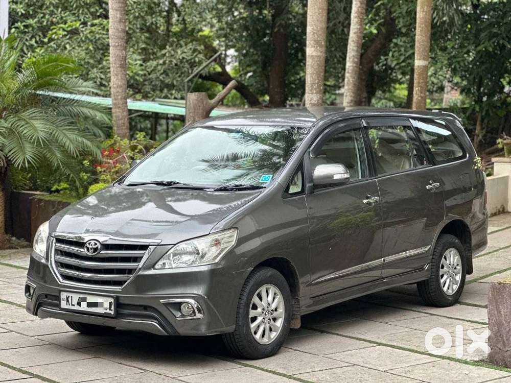 Toyota Innova 2.5 V 7 Str, 2014, Diesel