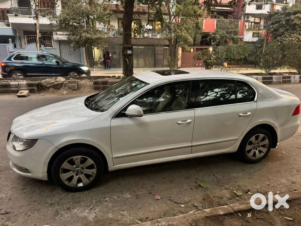 Skoda Superb 1.8 Ambition Tsi Mt, 2012, Petrol