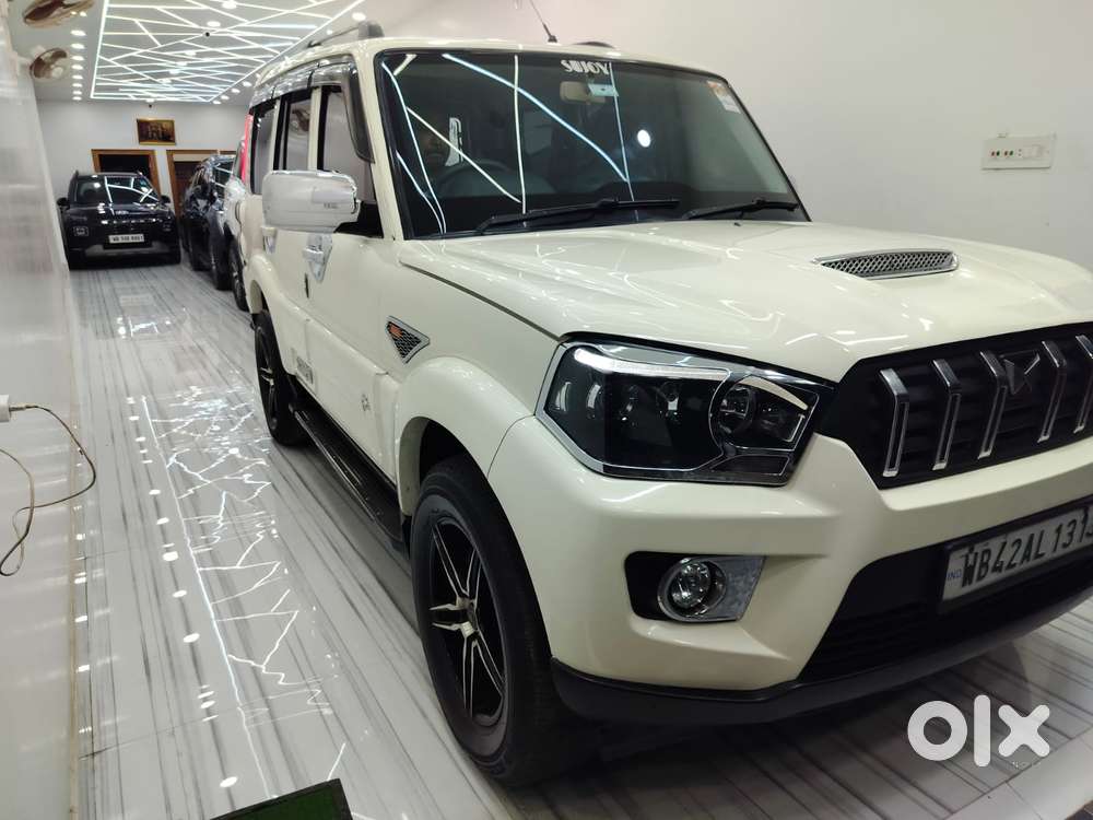 Mahindra Scorpio S6 Plus, 2017, Diesel