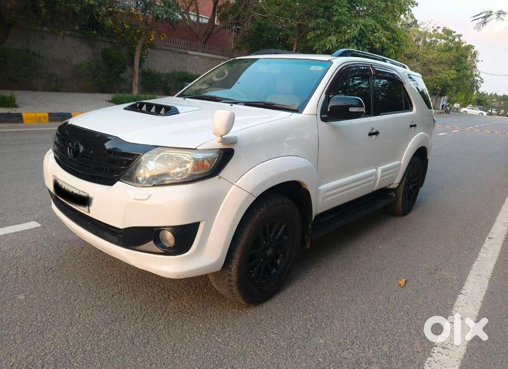 Toyota Fortuner 3.0 4x2 Mt, 2012, Diesel
